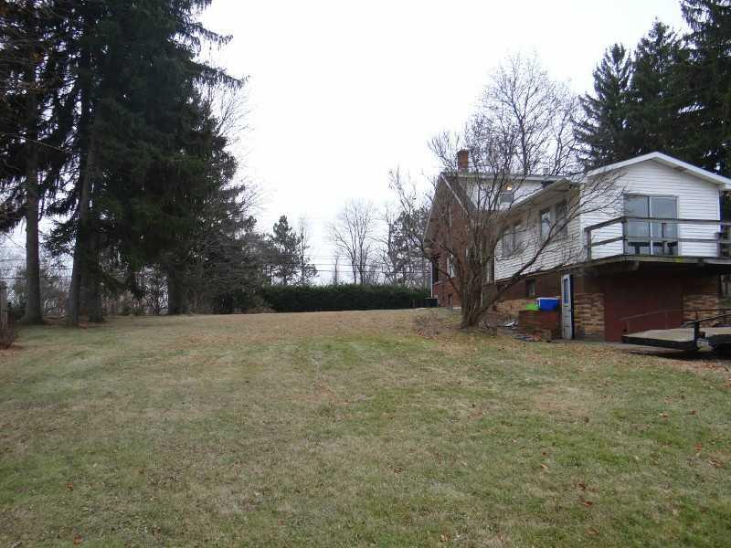 1920 Tuscarawas Road Beaver, PA 15009 - Photo 23 of 25 Yard/Garden.