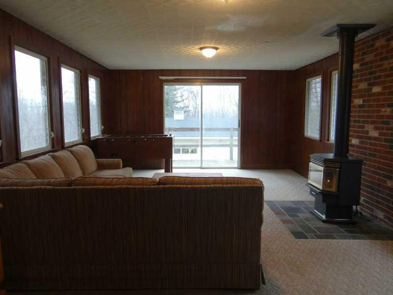 1920 Tuscarawas Road Beaver, PA 15009 - Photo 10 of 25 Den.
