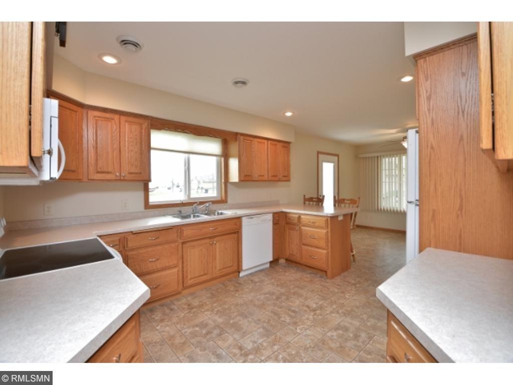 979 Waters Edge Circle Avon, MN 56310 - Photo 9 of 16 Gallery Image 9