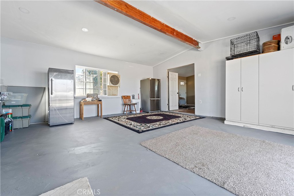 25088 Agate Road Barstow, CA 92311 - Photo 5 of 32 Bonus Room