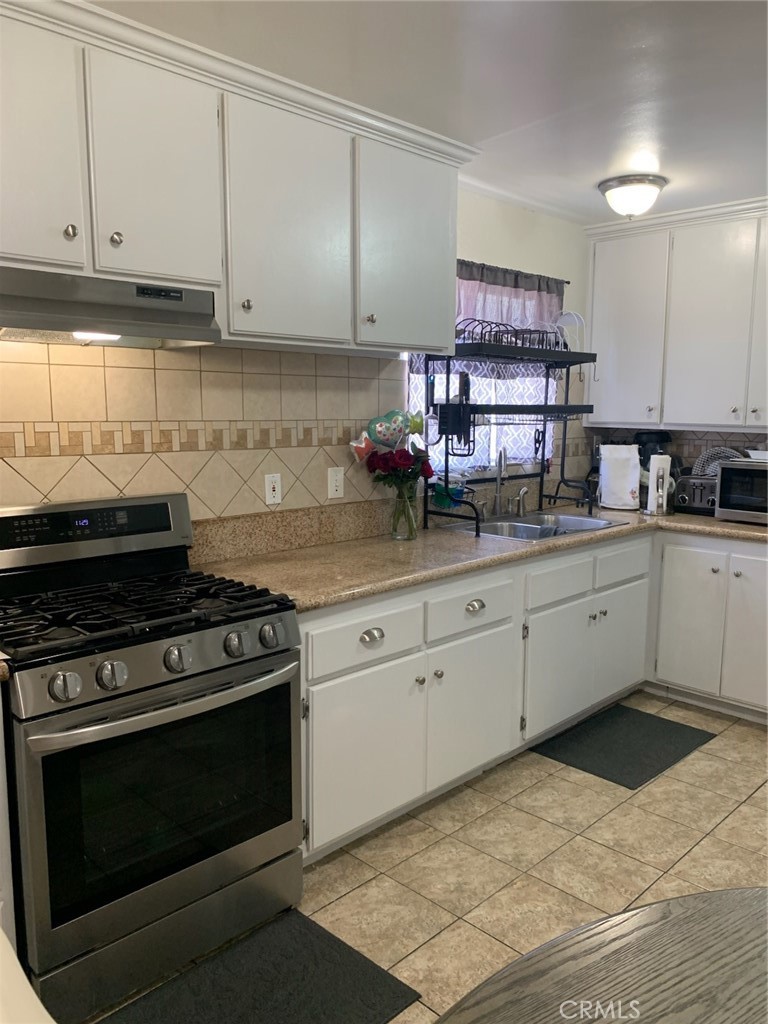 2030 Wayside Street Compton, CA 90222 - Photo 17 of 25