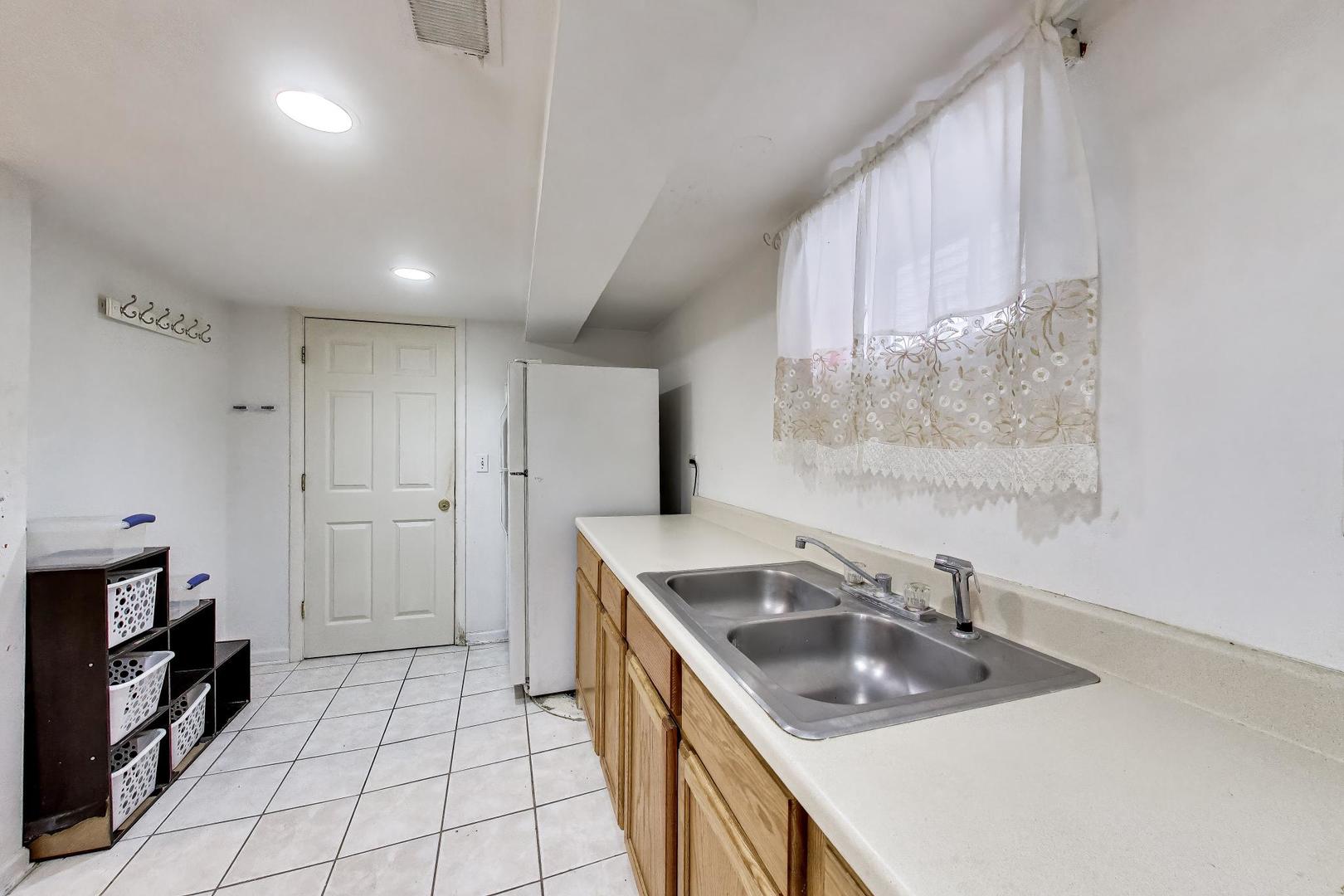 2941 North Rutherford Avenue Chicago, IL 60634 - Photo 22 of 34 Gallery Image 22