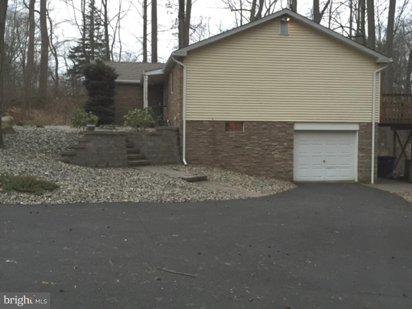 27723 Mt Pleasant Road Columbus, NJ 08022 - Photo 2 of 17 Gallery Image 2