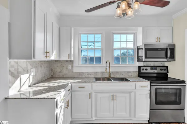 $199,000 | 4 Walnut Street, Startex, SC 29377