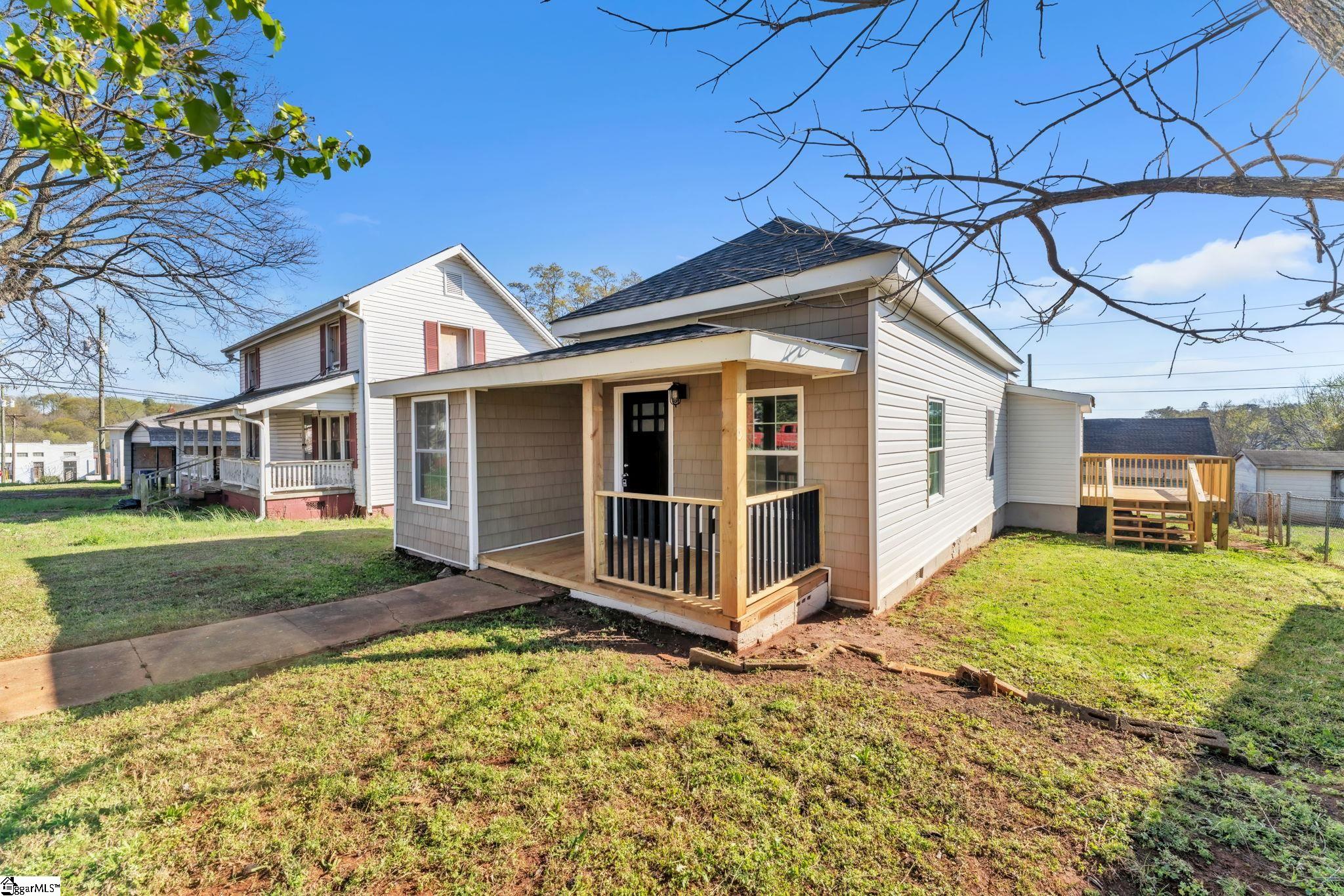 4 Walnut Street Startex, SC 29377 - Photo 3 of 25