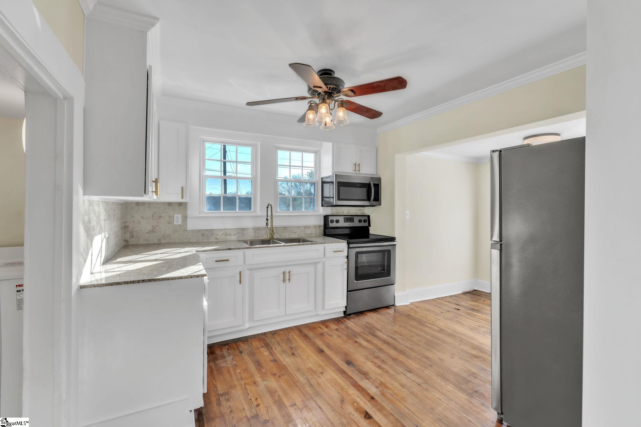 4 Walnut Street Startex, SC 29377 - Photo 8 of 25