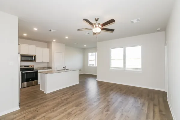 $1,815 | 7534 Tipton Meadow Way, Richmond, TX 77469