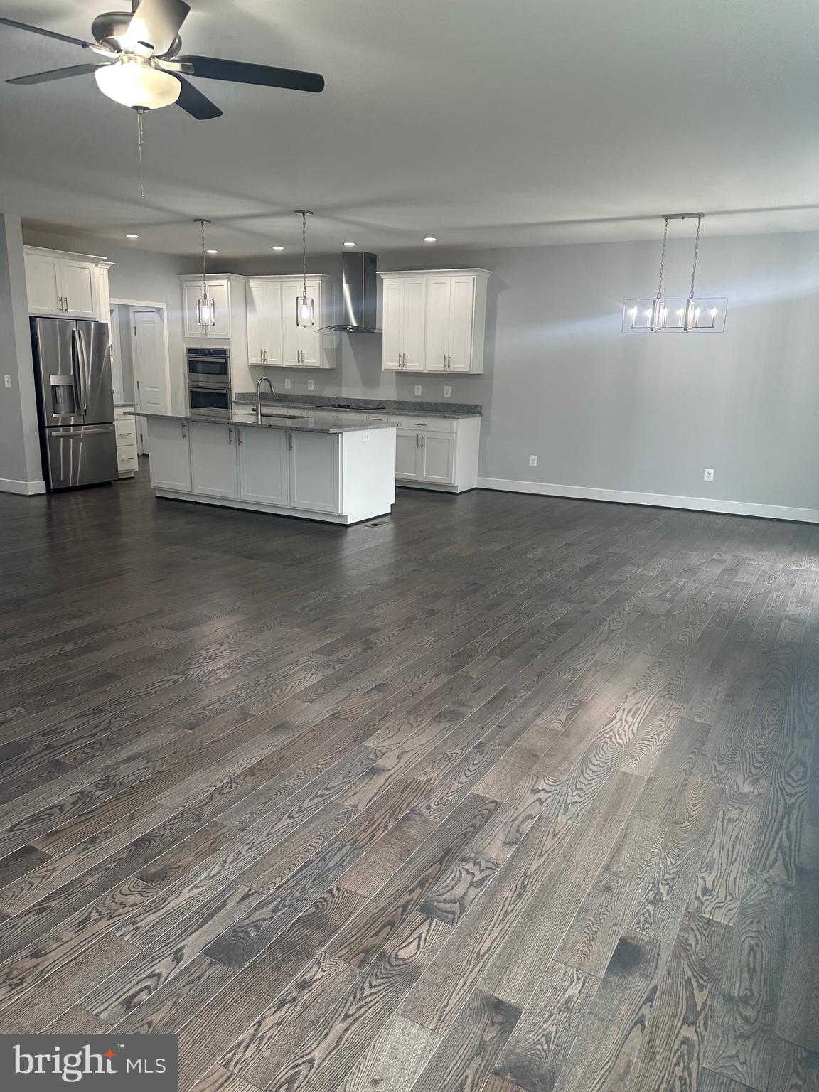 8497 Rolling Road Manassas, VA 20110 - Photo 10 of 23 Gallery Image 10
