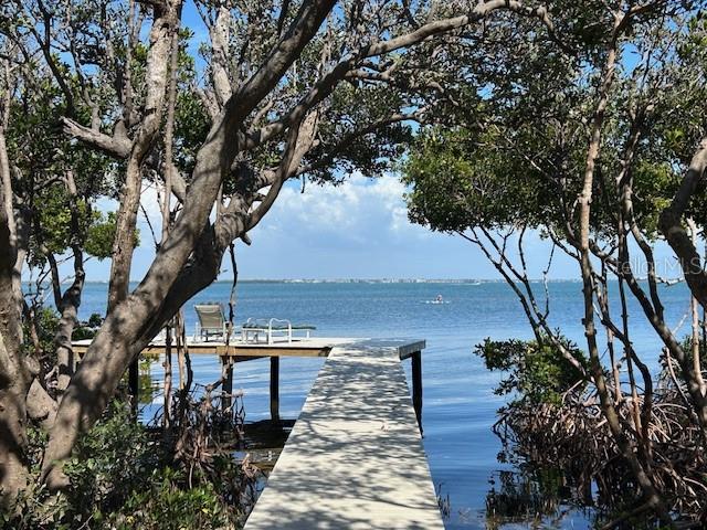 5422 Sandhamn Place Longboat Key, FL 34228 - Photo 2 of 97