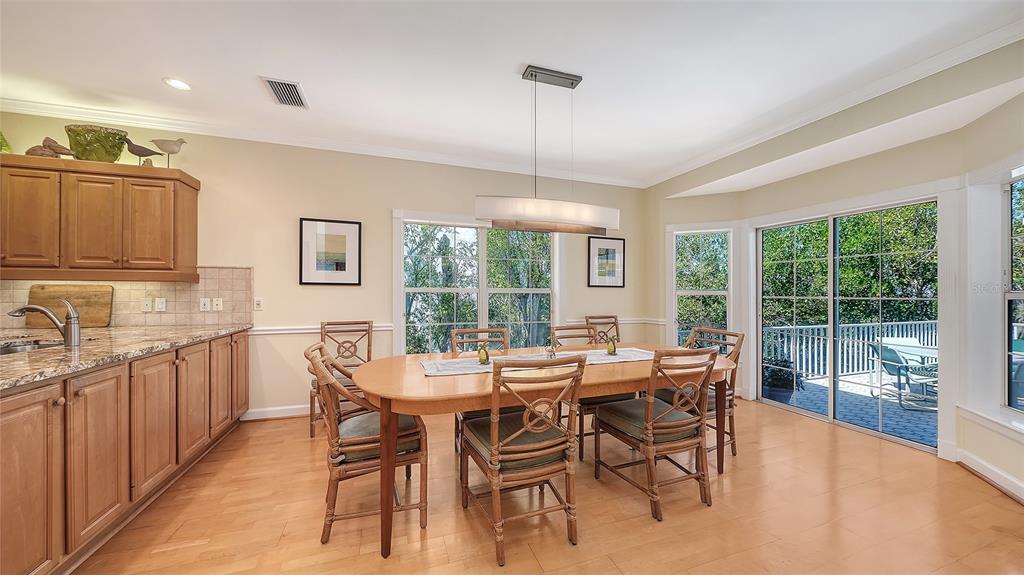 5422 Sandhamn Place Longboat Key, FL 34228 - Photo 24 of 97