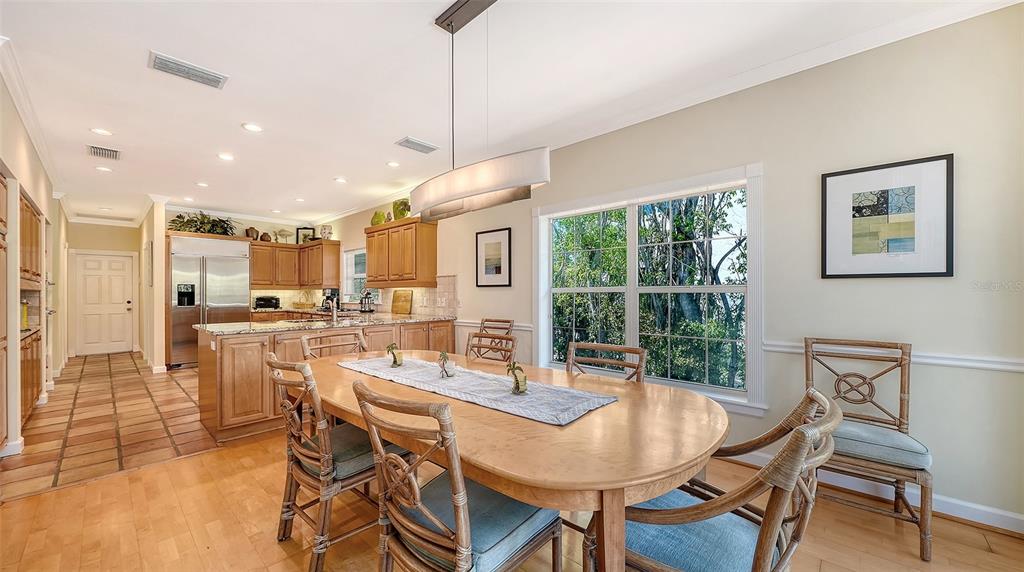 5422 Sandhamn Place Longboat Key, FL 34228 - Photo 25 of 97