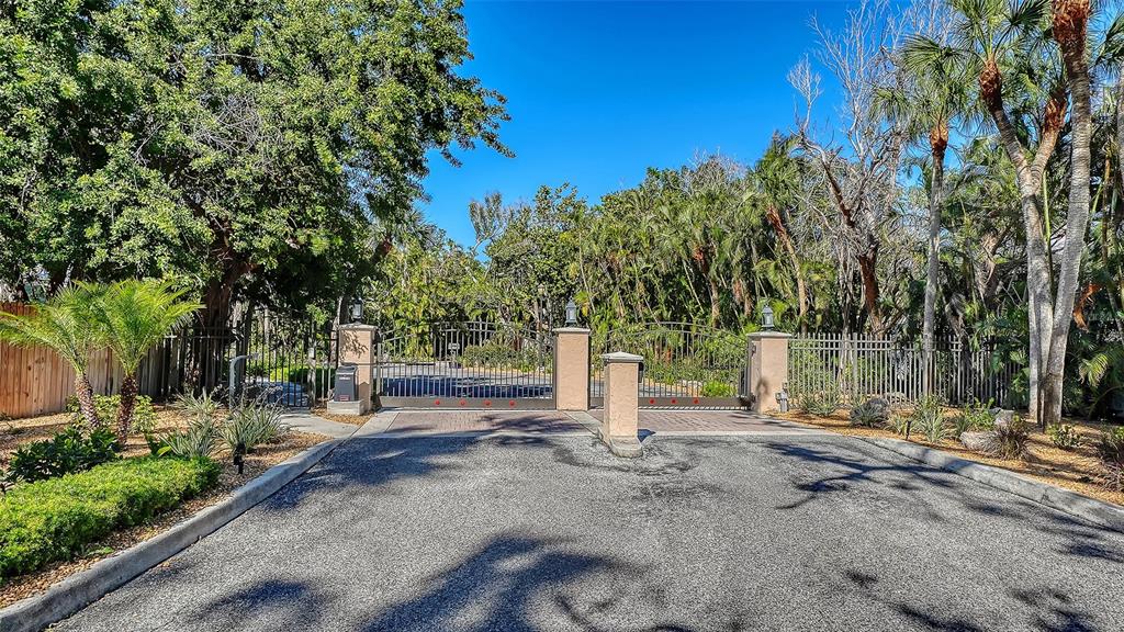 5422 Sandhamn Place Longboat Key, FL 34228 - Photo 76 of 97