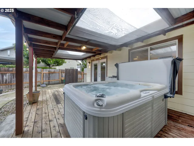 $529,900 | 18104 Southeast 23rd Street, Vancouver, WA 98683