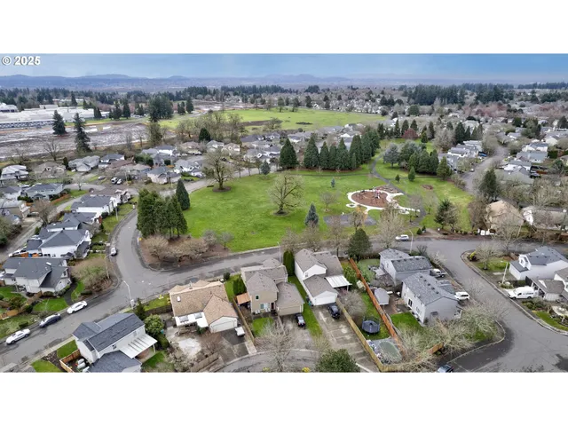 $529,900 | 18104 Southeast 23rd Street, Vancouver, WA 98683