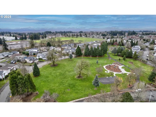 $529,900 | 18104 Southeast 23rd Street, Vancouver, WA 98683