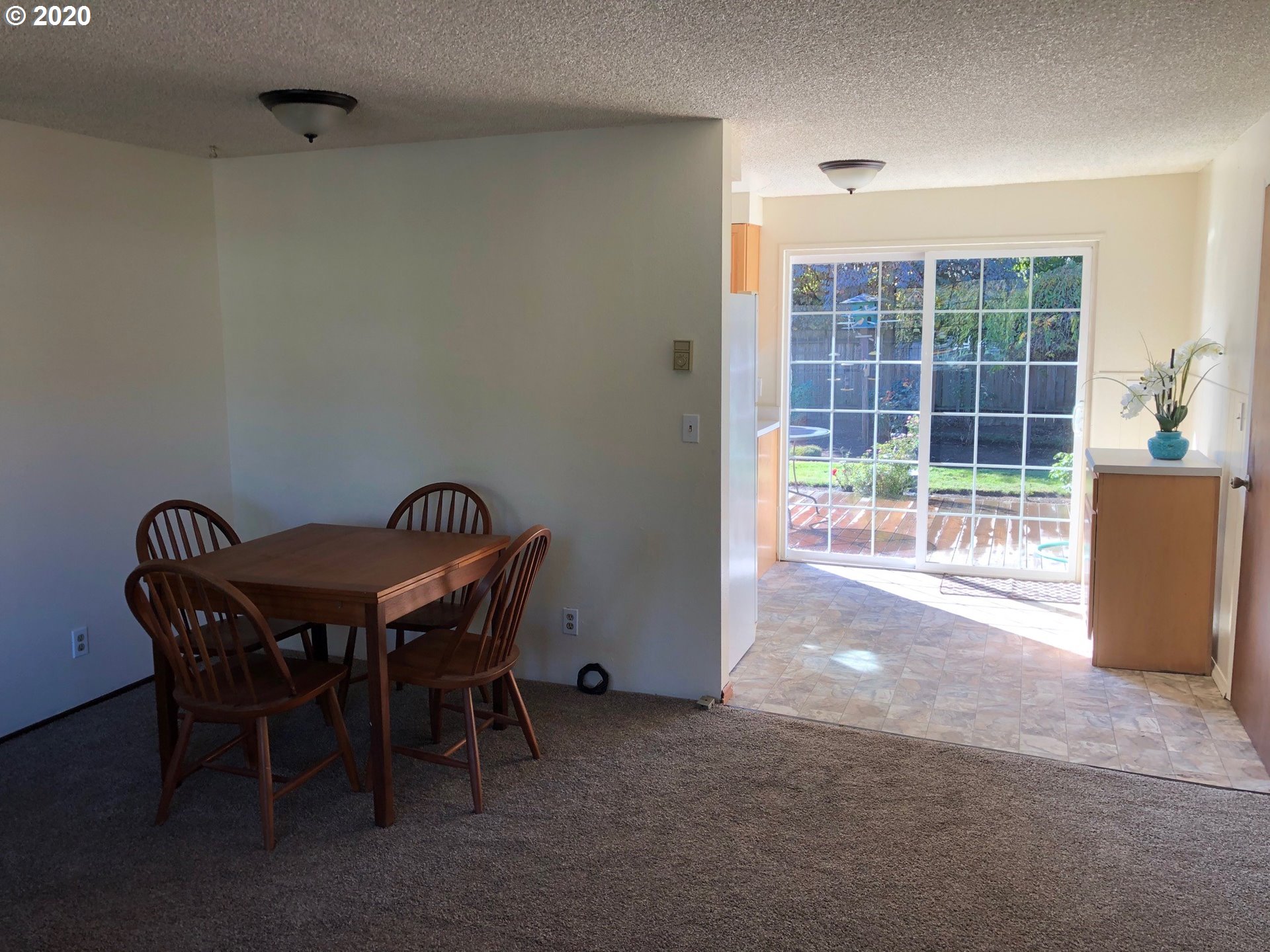 926 Welcome Way Eugene, OR 97402 - Photo 6 of 18 Gallery Image 6