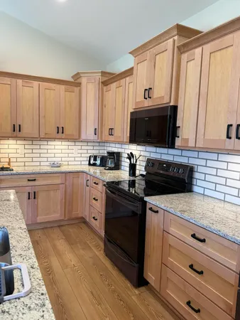 $399,900 | 238 Glei Court, Hillsdale, MI 49242