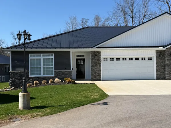 $399,900 | 238 Glei Court, Hillsdale, MI 49242