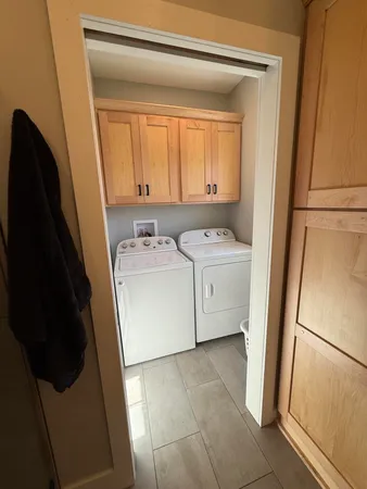 $399,900 | 238 Glei Court, Hillsdale, MI 49242