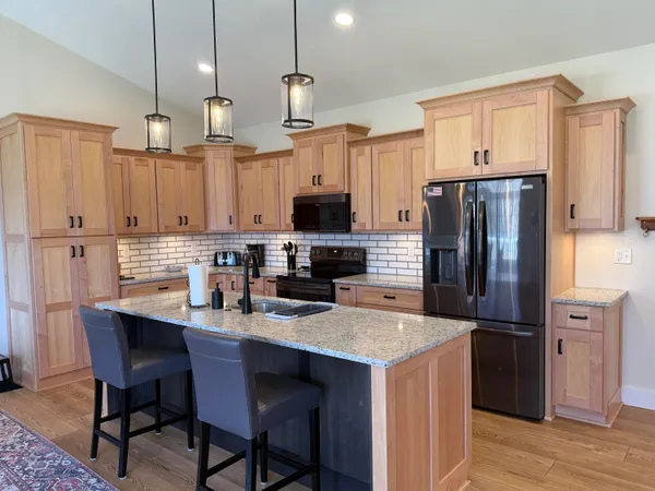 $399,900 | 238 Glei Court, Hillsdale, MI 49242