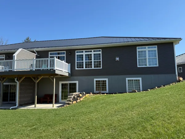 $399,900 | 238 Glei Court, Hillsdale, MI 49242