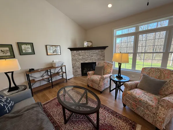 $399,900 | 238 Glei Court, Hillsdale, MI 49242