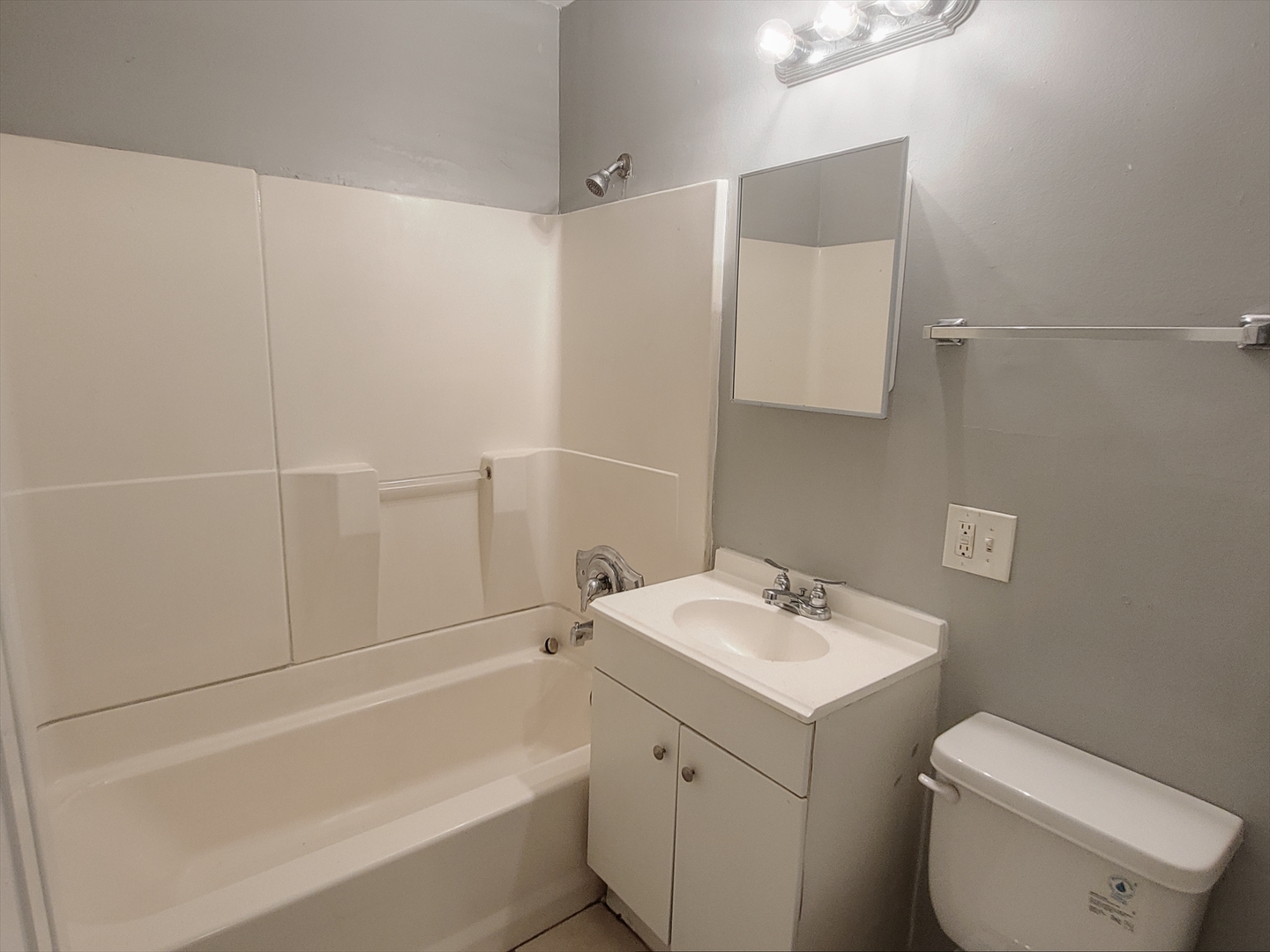 14720 Shepard Drive Dolton, IL 60419 - Photo 11 of 24