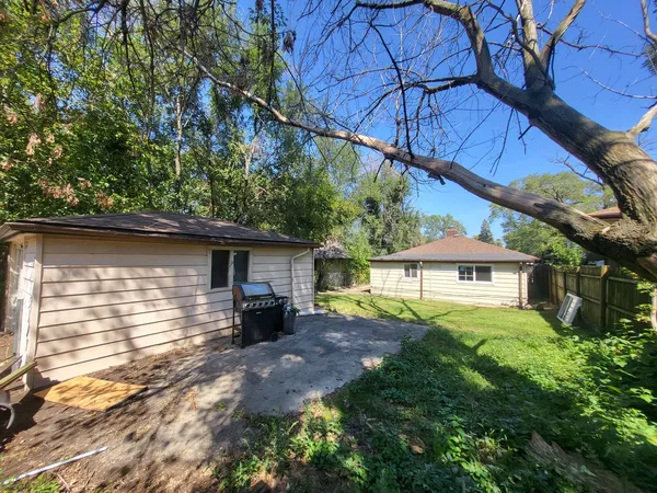 $131,000 | 14720 Shepard Drive, Dolton, IL 60419