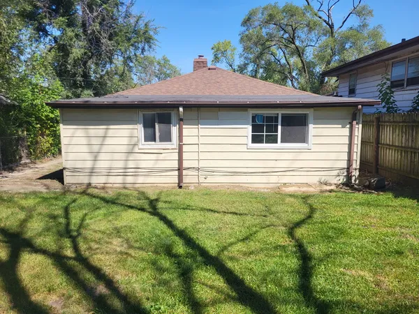 $131,000 | 14720 Shepard Drive, Dolton, IL 60419