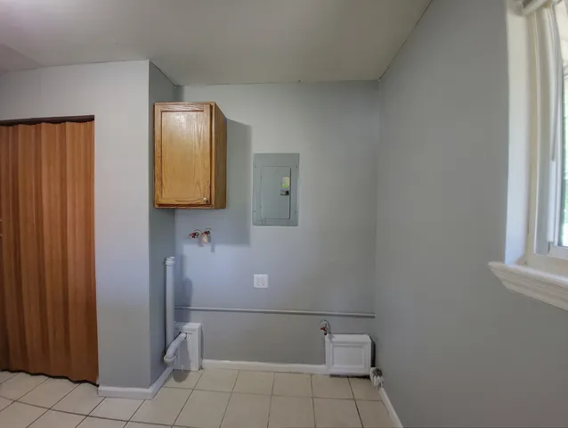 $159,000 | 14720 Shepard Drive, Dolton, IL 60419