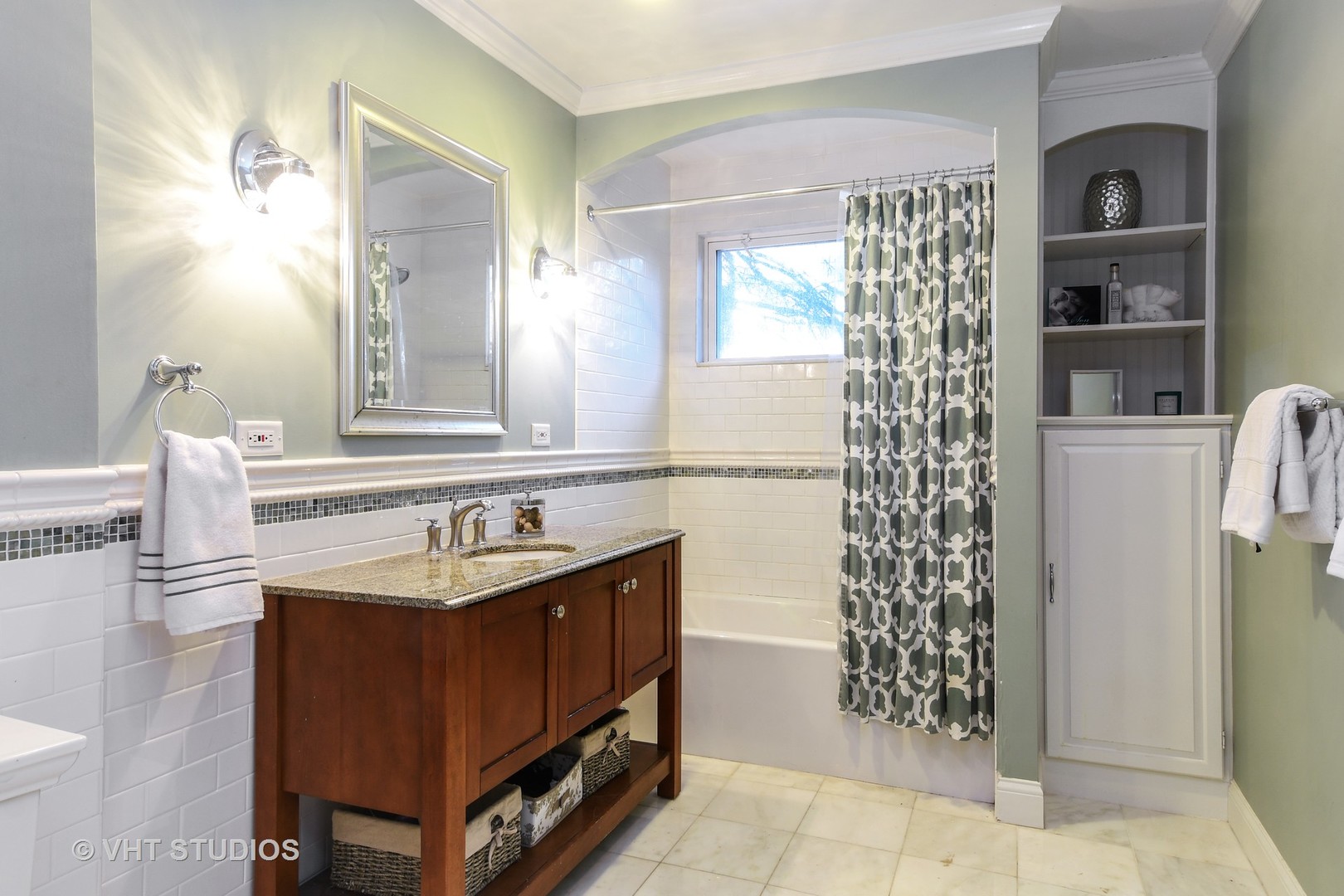 908 Pontiac Road Wilmette, IL 60091 - Photo 14 of 23