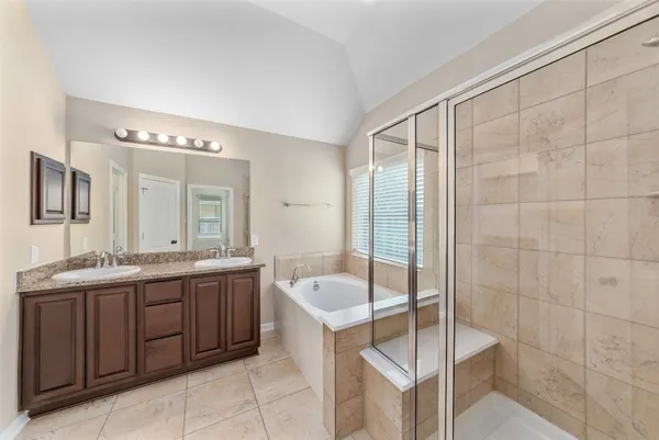 $389,900 | 15 Butternut Grove Place, Tomball, TX 77375