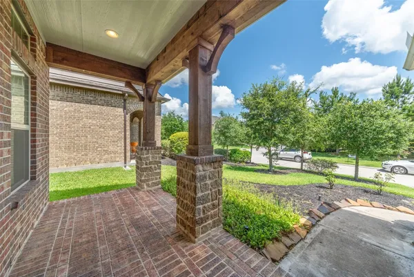 $389,900 | 15 Butternut Grove Place, Tomball, TX 77375