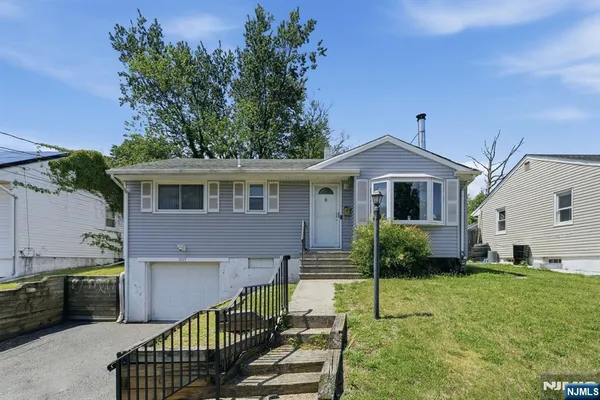 $399,000 | 1265-1267 North Avenue, Plainfield, NJ 07062