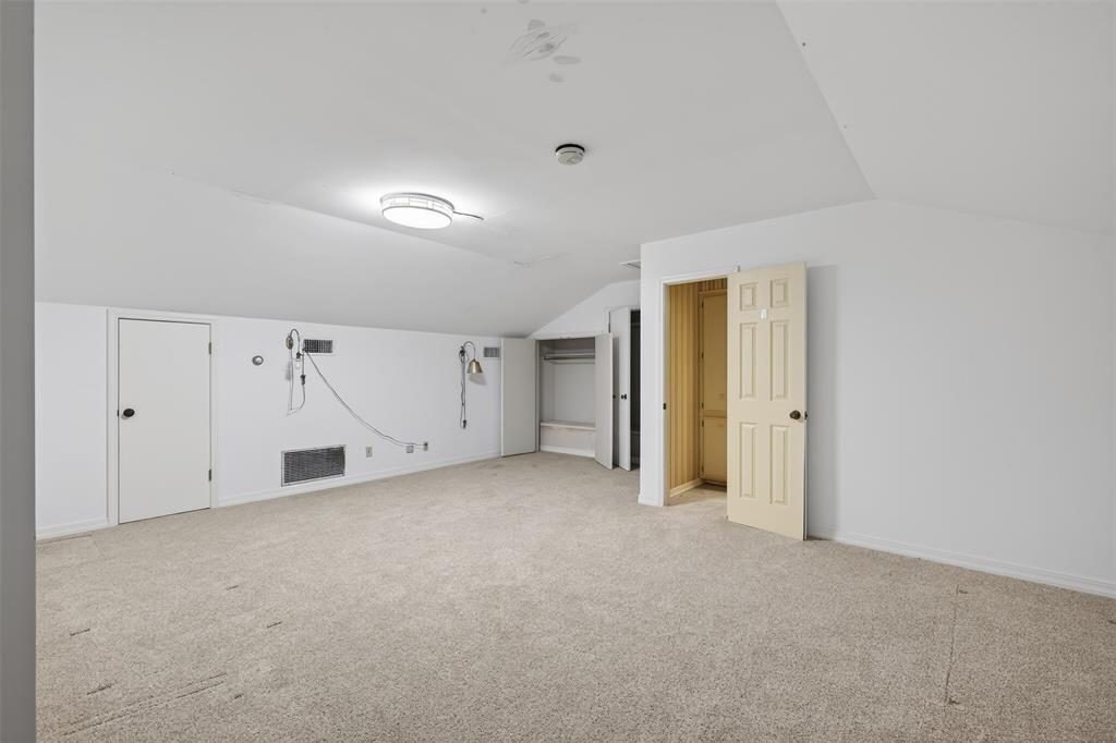 300 Pierremont Road, Unit 25 Shreveport, LA 71106 - Photo 28 of 34 a view of an empty room