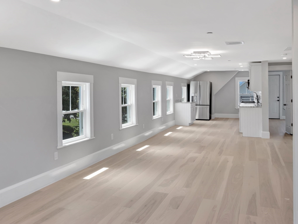 22 Berkley Road, Unit C Hull, MA 02045 - Photo 13 of 31