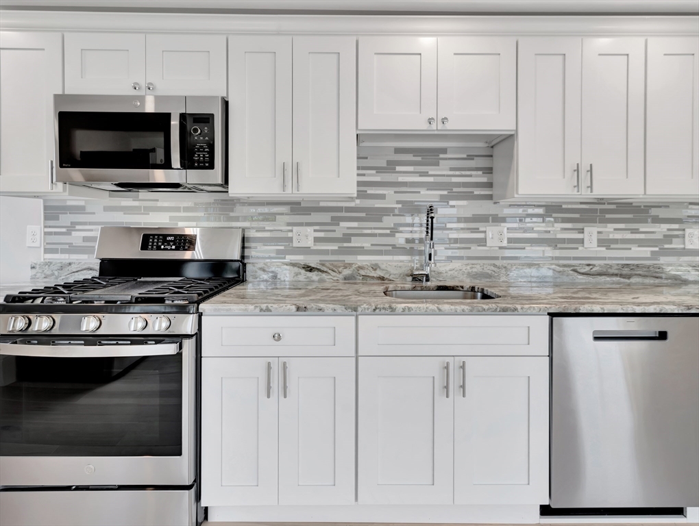 22 Berkley Road, Unit C Hull, MA 02045 - Photo 6 of 31