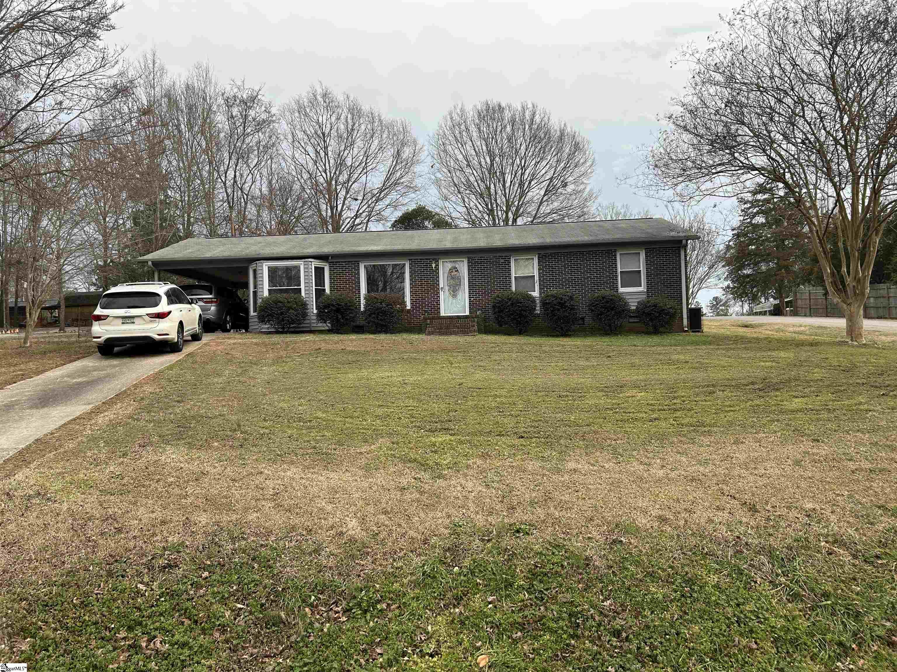 183 Randall Drive Clinton, SC 29325 - Photo 1 of 27