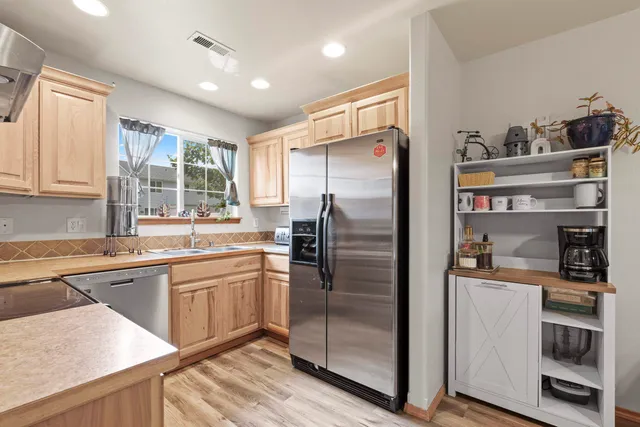 $625,000 | 10725 East Broadway Avenue, Spokane Valley, WA 99206