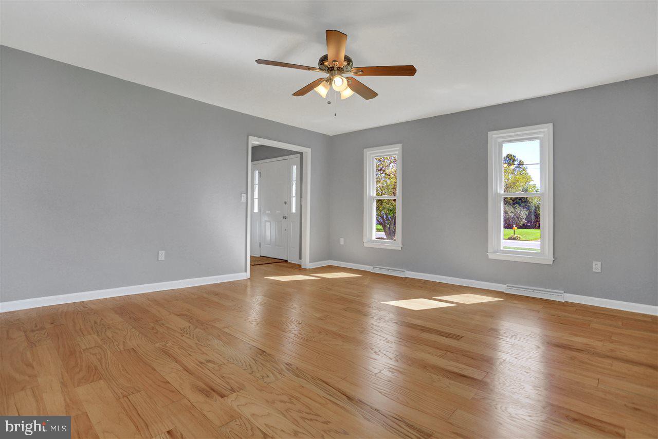 4150 Board Road Manchester, PA 17345 - Photo 18 of 25 Gallery Image 18