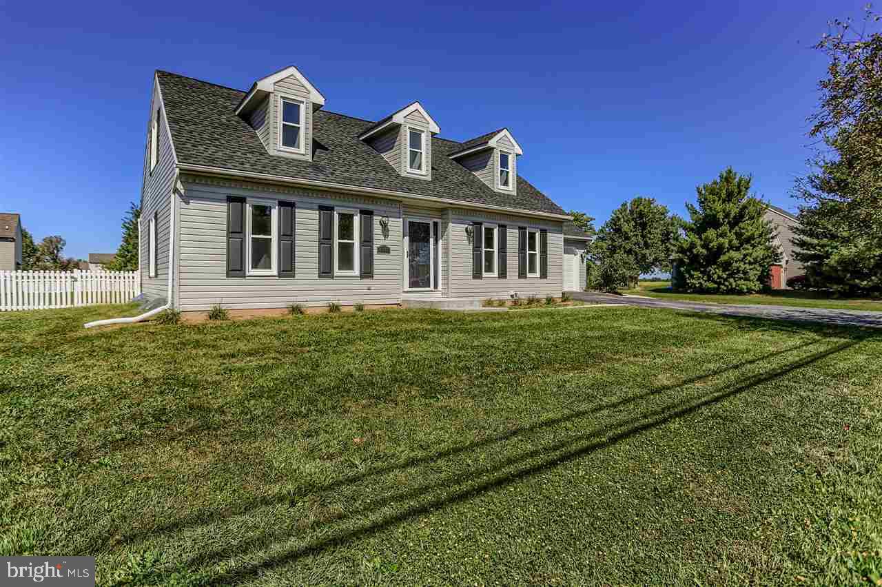4150 Board Road Manchester, PA 17345 - Photo 3 of 25 Gallery Image 3