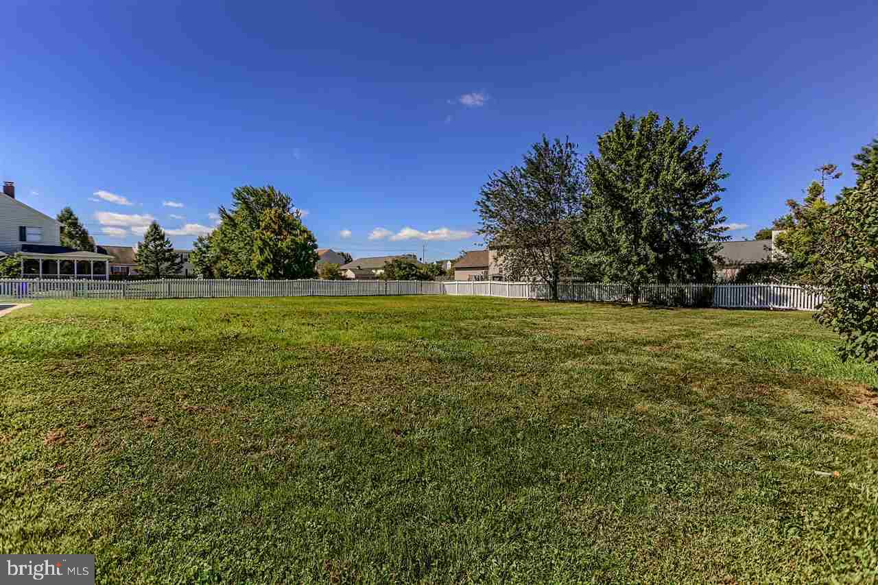 4150 Board Road Manchester, PA 17345 - Photo 5 of 25 Gallery Image 5