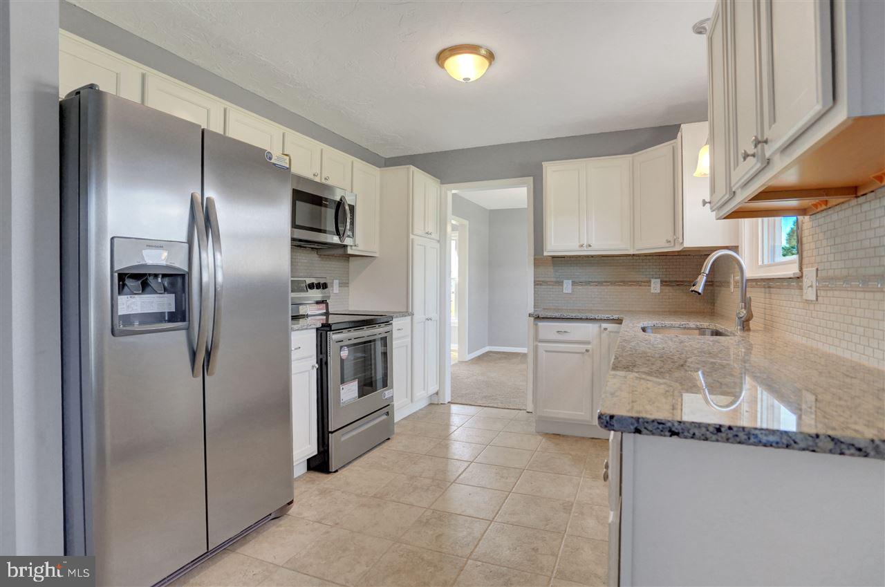4150 Board Road Manchester, PA 17345 - Photo 7 of 25 Gallery Image 7
