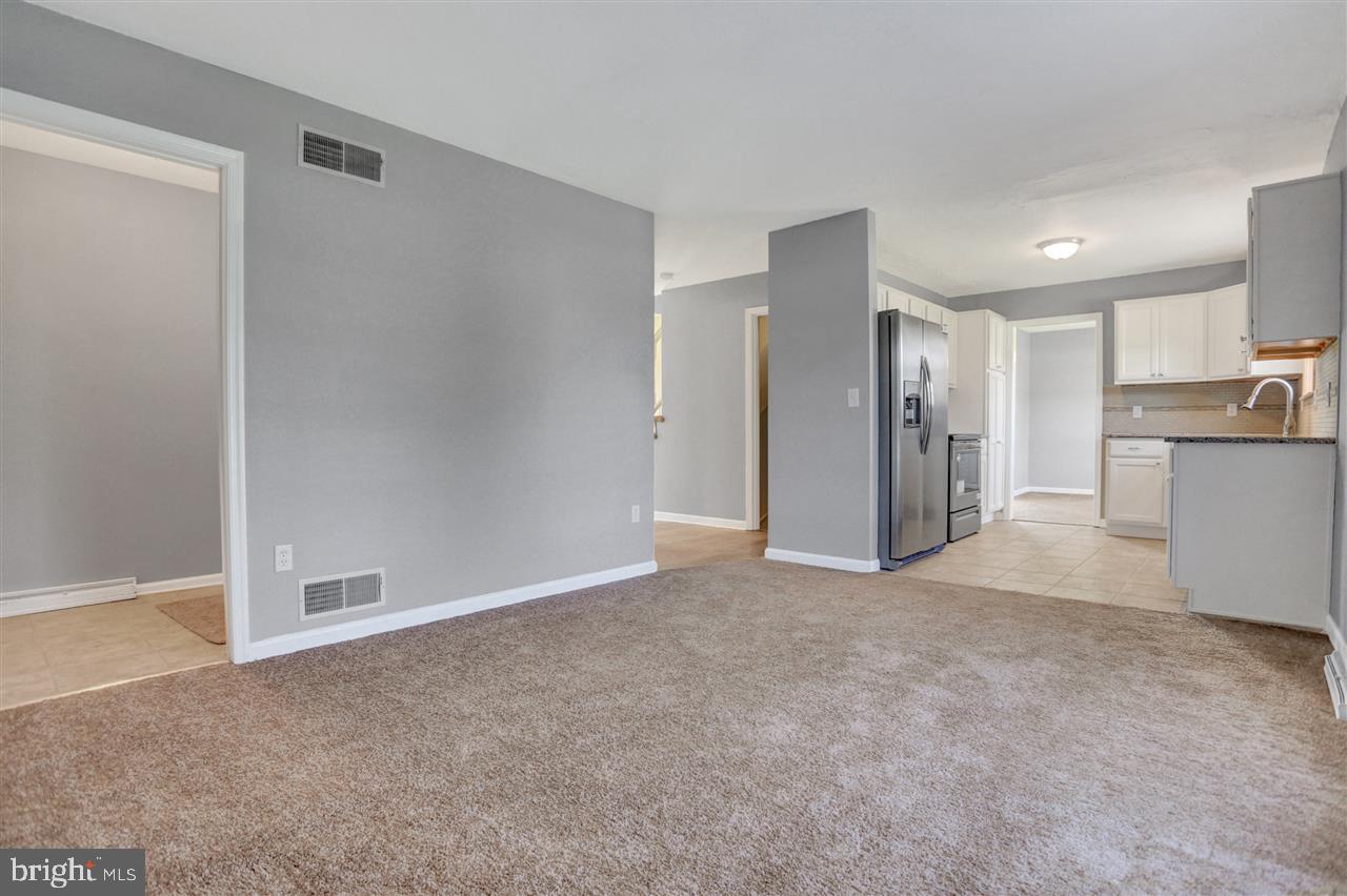 4150 Board Road Manchester, PA 17345 - Photo 10 of 25 Gallery Image 10