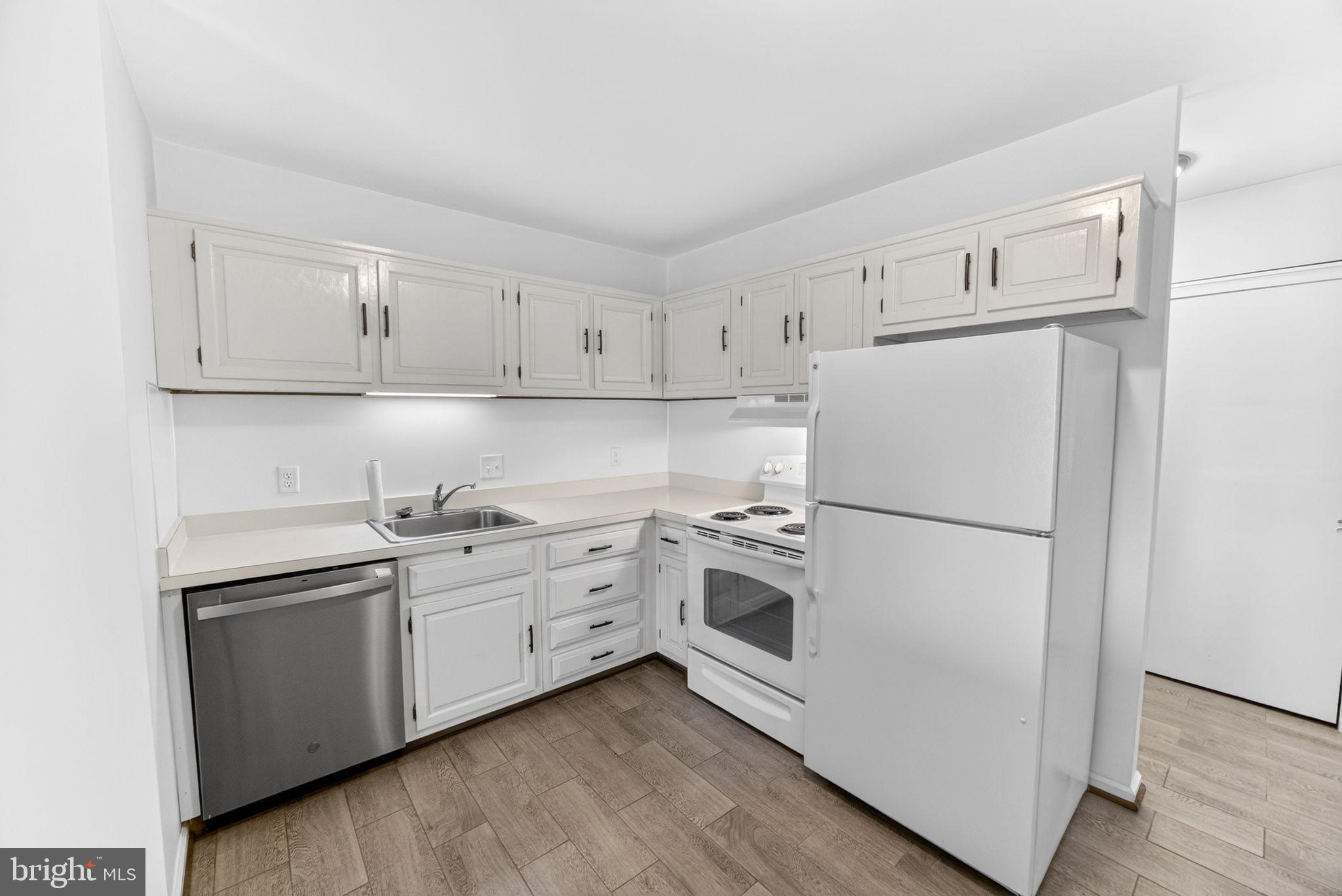 12 Fairway Road Reading, PA 19607 - Photo 6 of 20