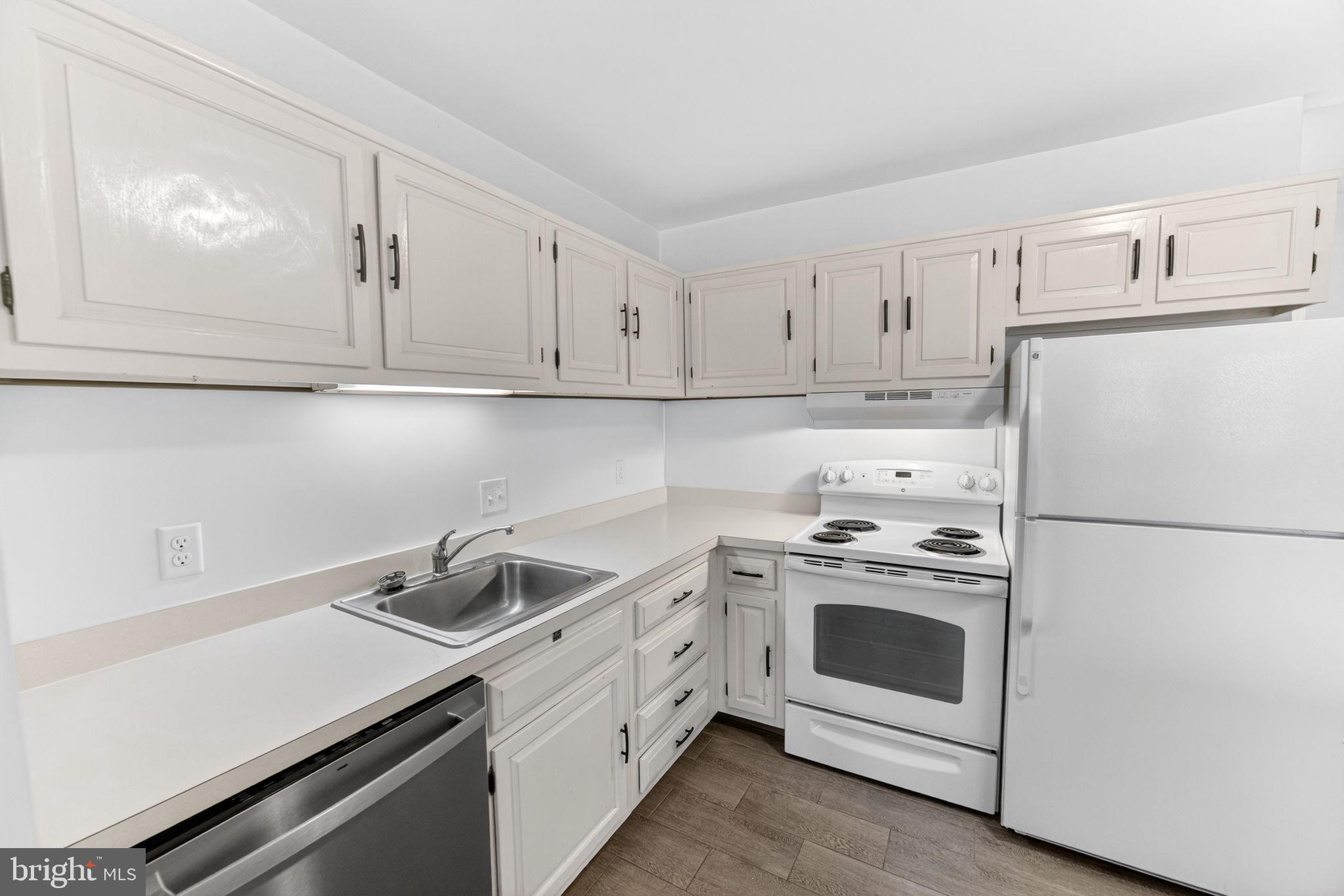 12 Fairway Road Reading, PA 19607 - Photo 7 of 20