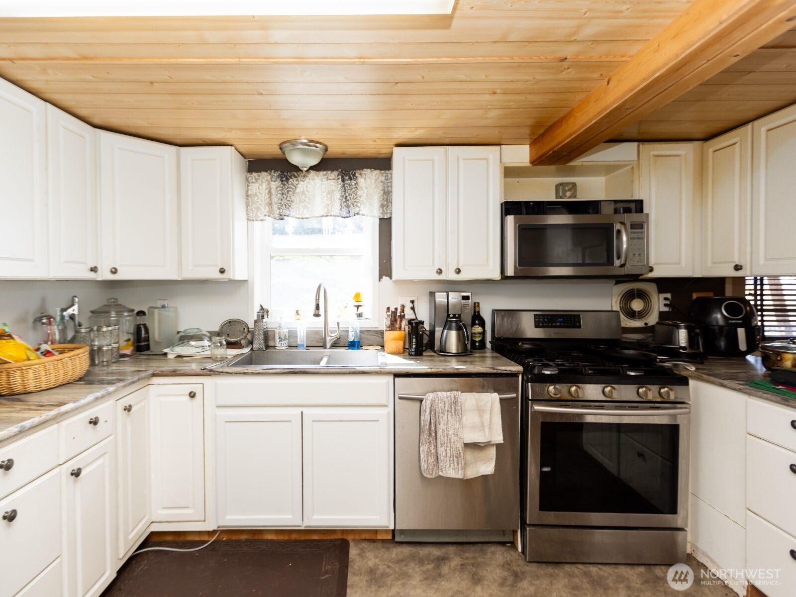 812 North Pfenning Road Ellensburg, WA 98926 - Photo 9 of 39