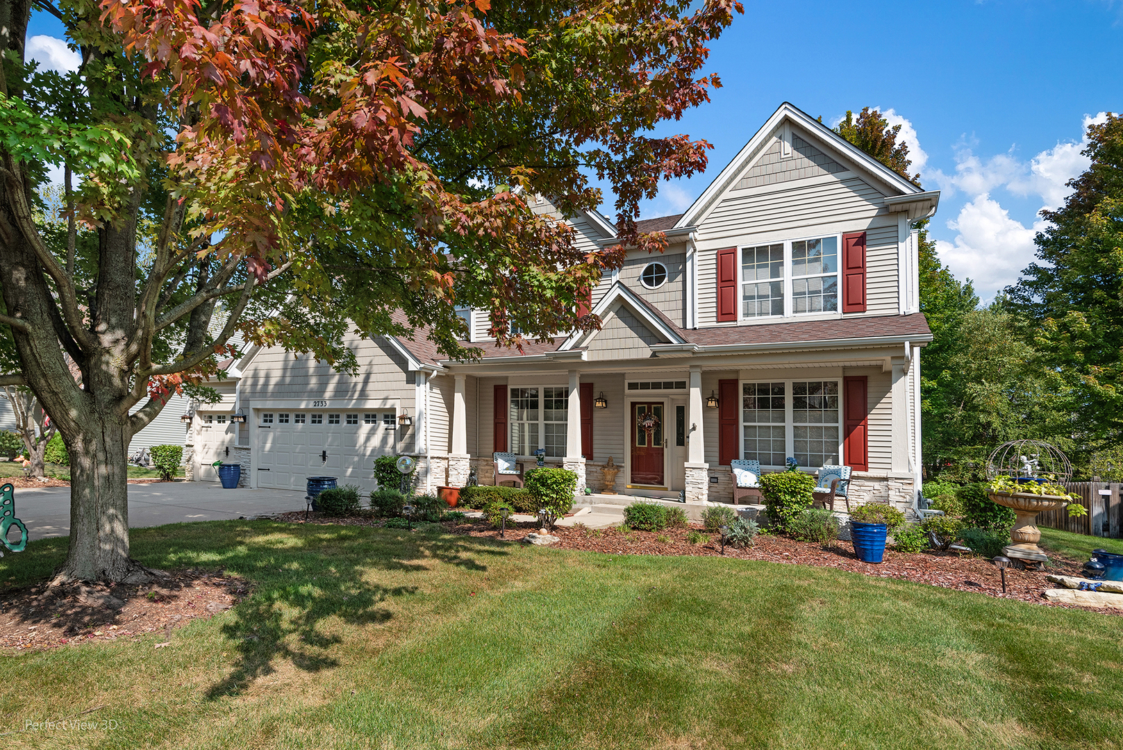 2733 Berman Road North Aurora, IL 60542 - Photo 1 of 24 a front view of a house with a yard