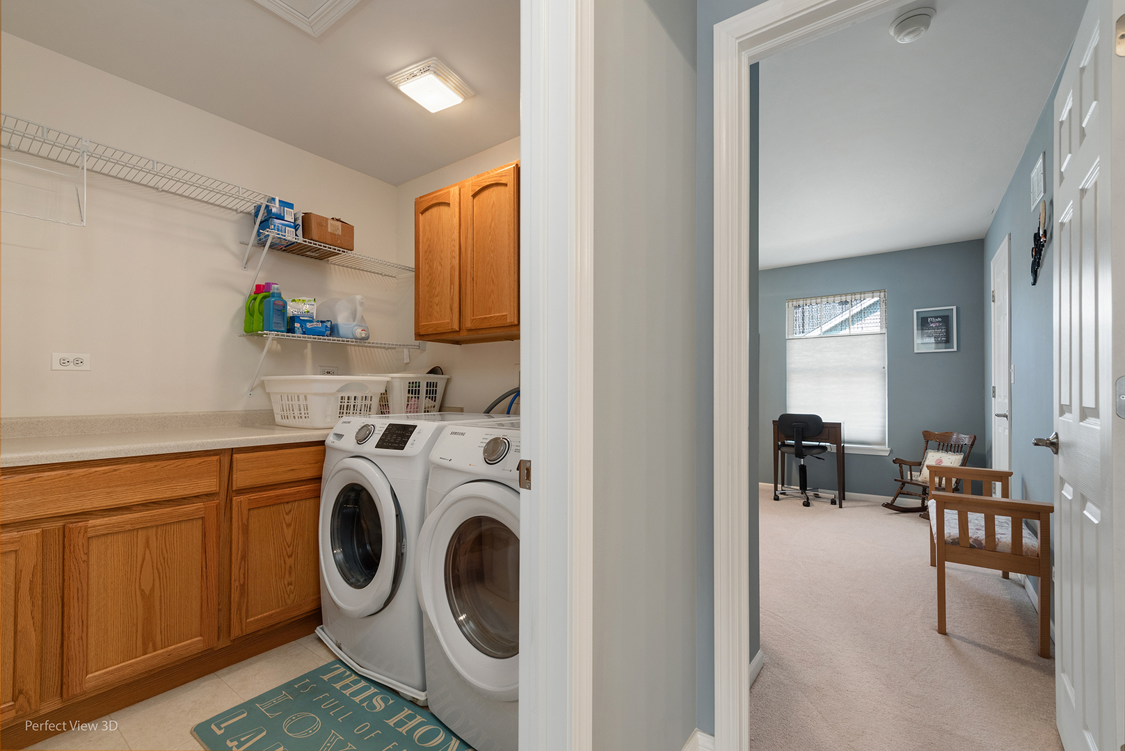 2733 Berman Road North Aurora, IL 60542 - Photo 18 of 24 a view of kitchen and living room