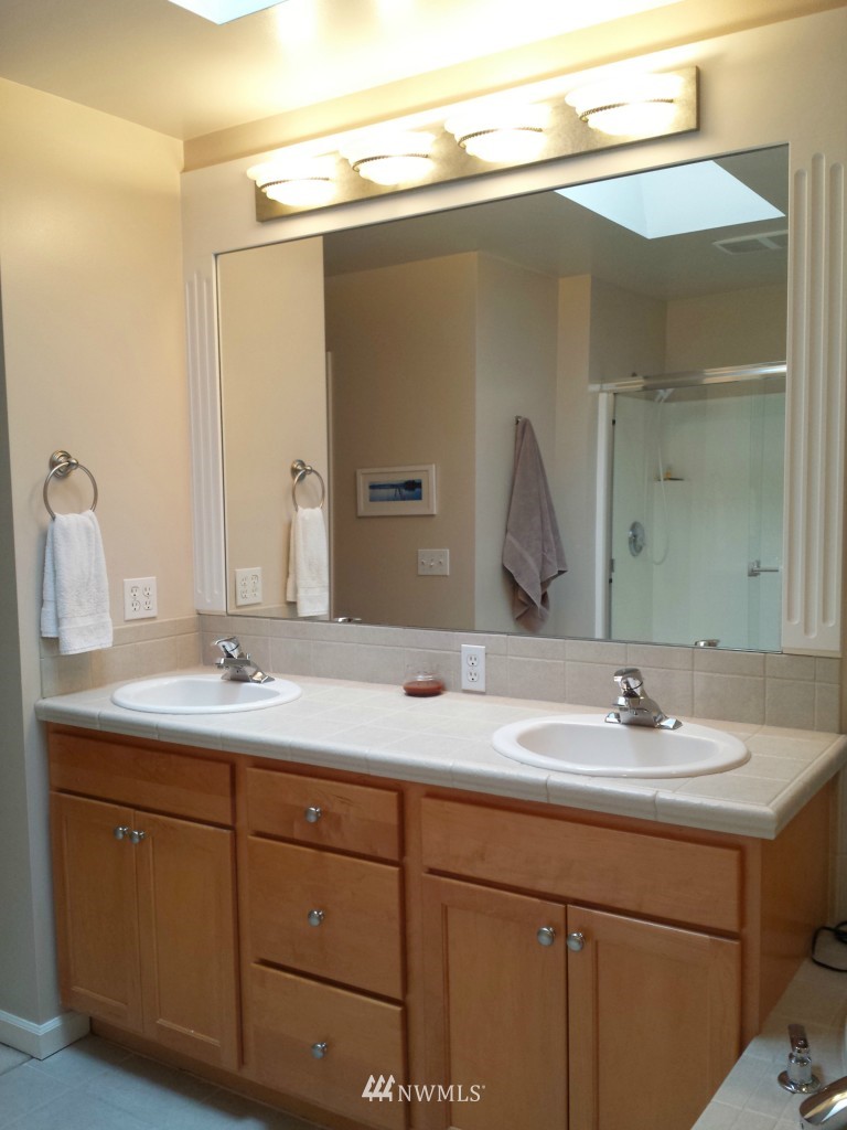 2317 198th Street Southeast Bothell, WA 98012 - Photo 15 of 23 Gallery Image 15